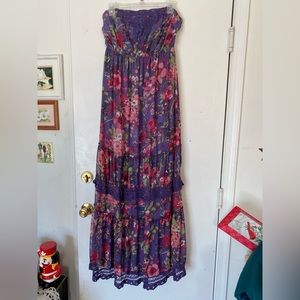 Torrid Size 1 Boho Floral Maxi Dress Purple Lace and Ruffle
